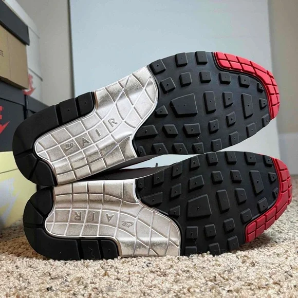 Nike Air Max 1 OG Anniversary 'Red' 2017 - Picture 5 of 6